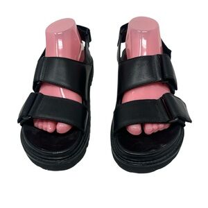 Cos sandals women’s 9.5 black‎ chunky slip in sandals